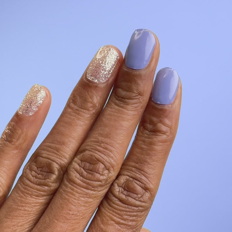 Center Stage - Kleo Kolor - Hand Video
